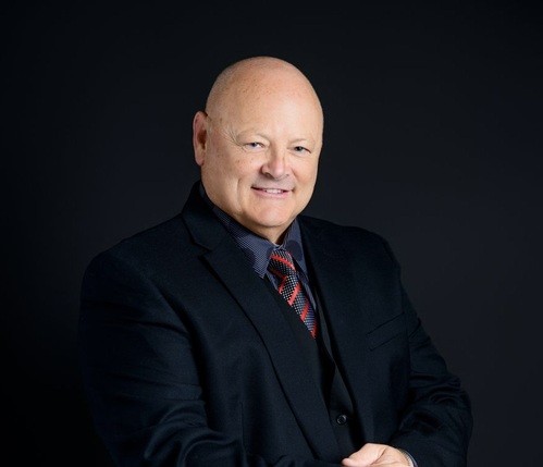 Senior Pastor Mark Roush-Pearce
